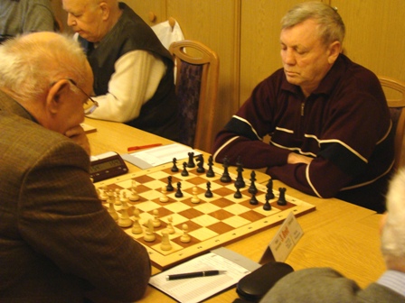 Nikolai Wlassmann beim Punktspiel der II. Mannschaft gegen den PTSV Halle II